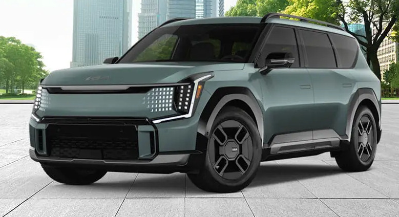 Land AWD (GT-Line Pkg)